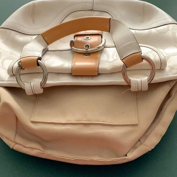 Coach Monogram White and Tan Handbag No A05Q-1853 - Picture 5 of 6